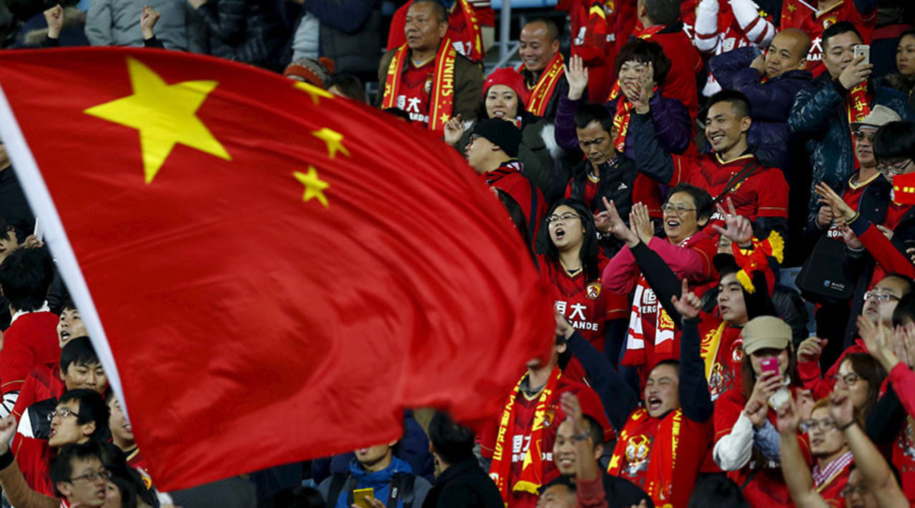 Китайских футболистов выгонят из сборной за татуировки