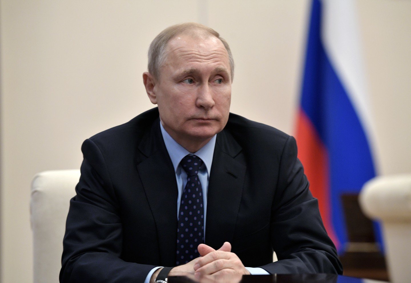 Путин подписал закон, разрешающий заготовлять валежник для личных нужд жителей