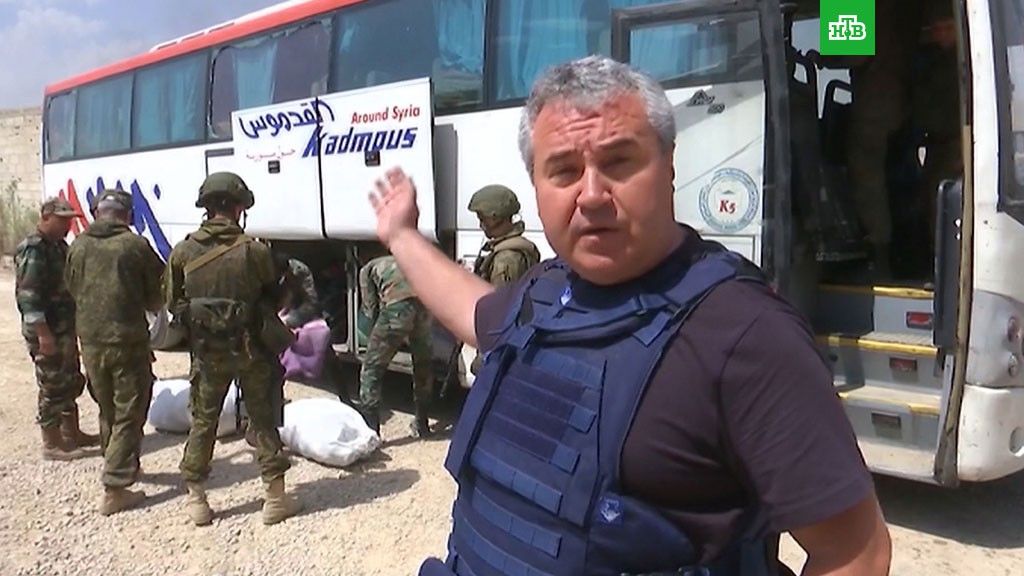 В Сирии обстреляли автобус с репортерами из РФ