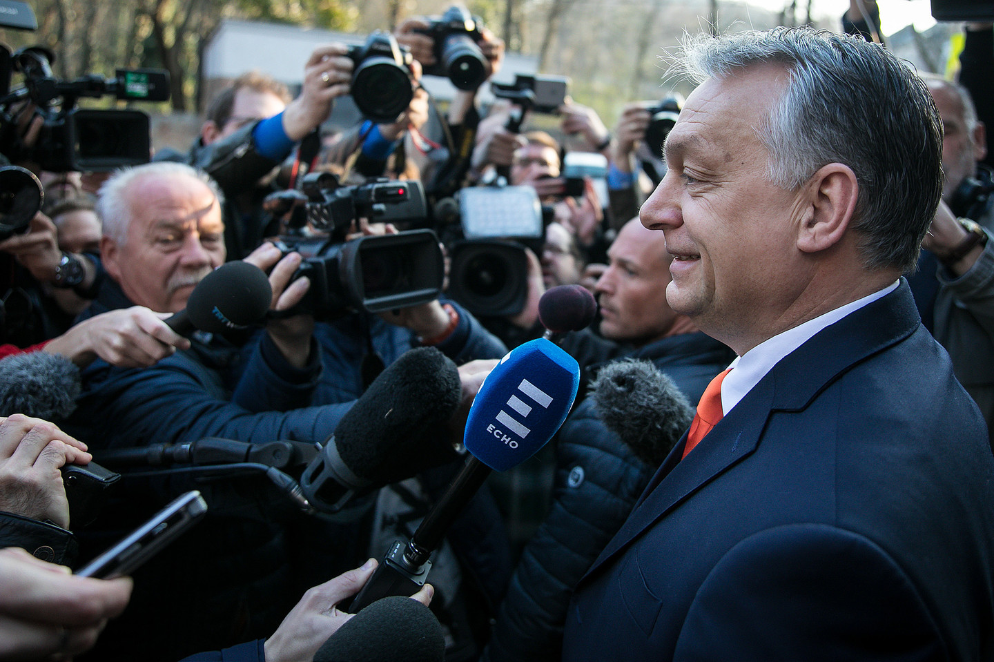 В Венгрии начались парламентские выборы