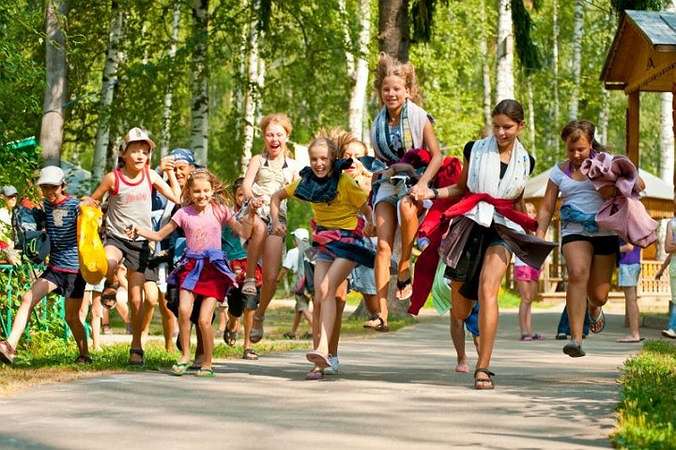 Путин подписал закон о повышении уровня безопасности отдыха детей