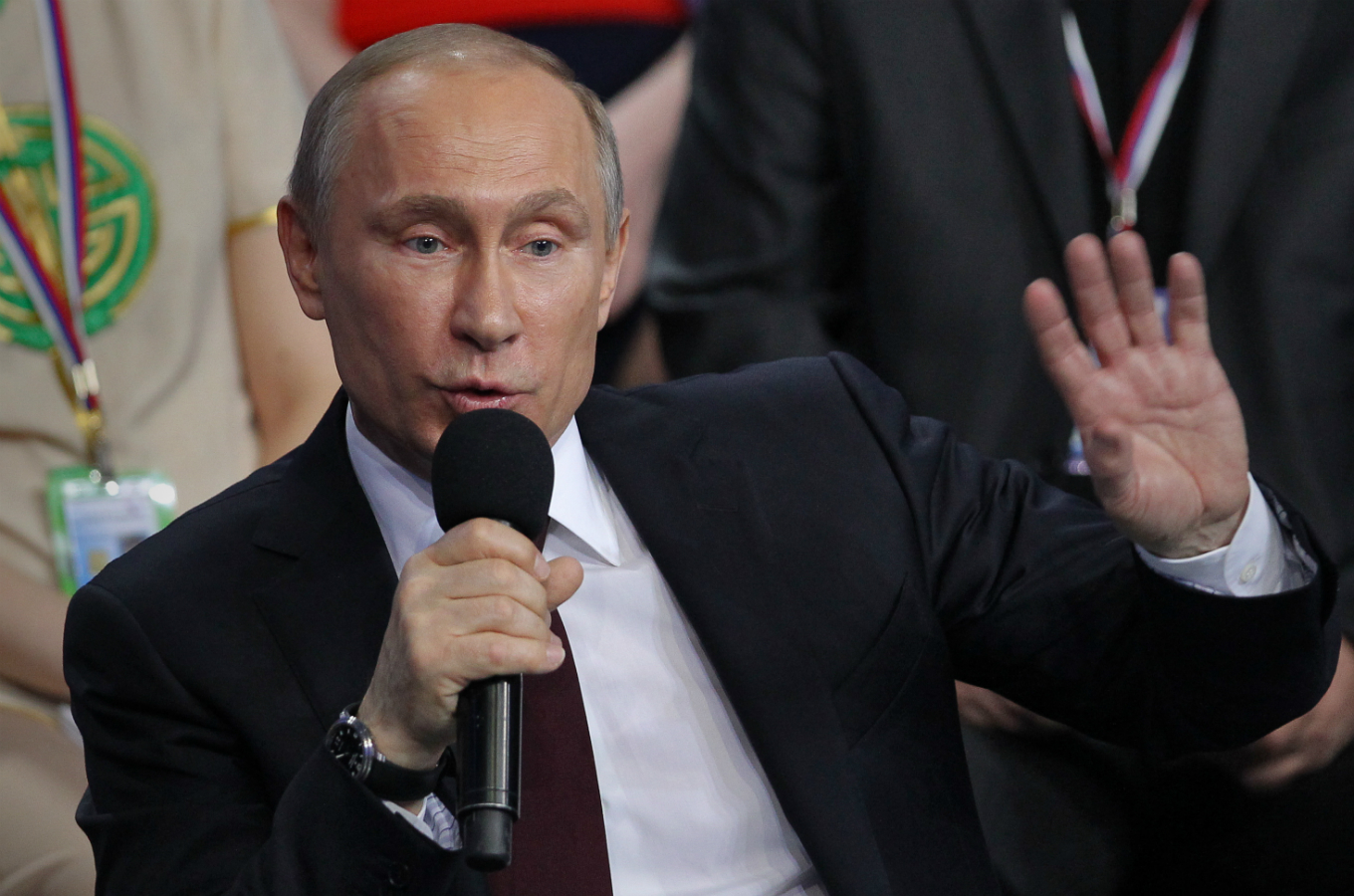 Путин предложил арестовывать имущество компаний по делам о взятках