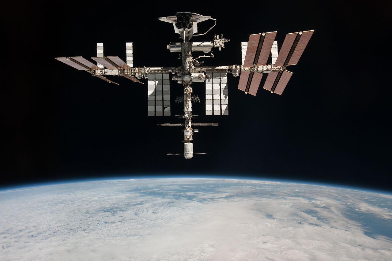 Космонавтам РФ будут доступны сауна и душ на орбитальных станциях