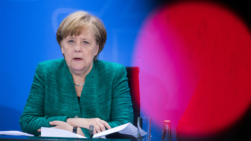 Миграционная политика Меркель угрожает расколом ее парламентской фракции