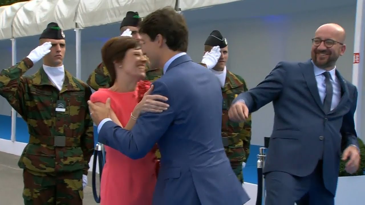 Премьер Канады обнял спутницу премьер-министра Бельгии