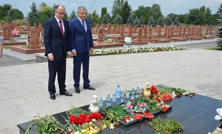 Руководитель КБР Юрий Коков посетил Северную Осетию с дружественным визитом