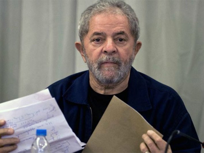 Суд постановил освободить экс-президента Бразилии Лулу да Силву