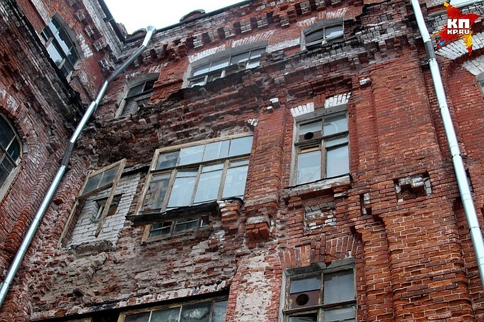 В Петербурге «по-тихому» снесли казармы служащих Варшавского вокзала