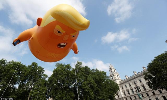 В столице Англии десятки тыс. человек протестуют против визита Трампа