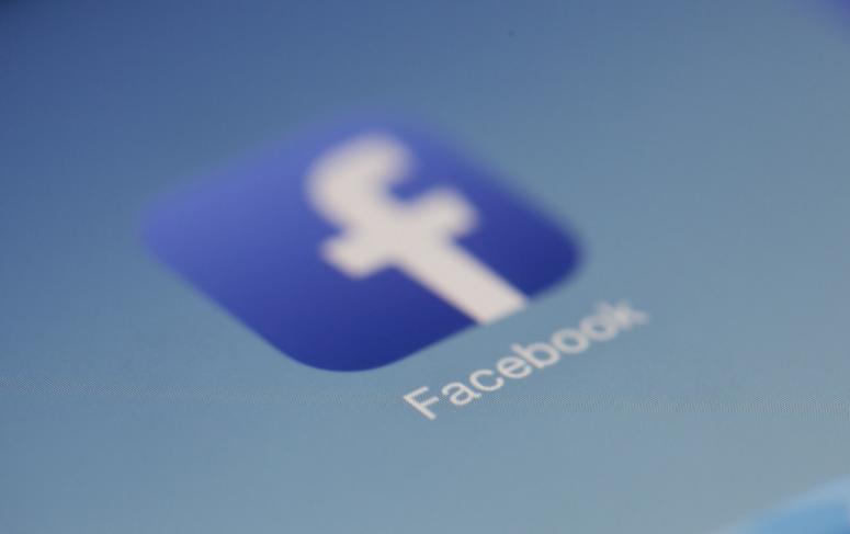 Фейсбук будет подвергать анализу репутацию пользователей для борьбы с фейк-ньюз