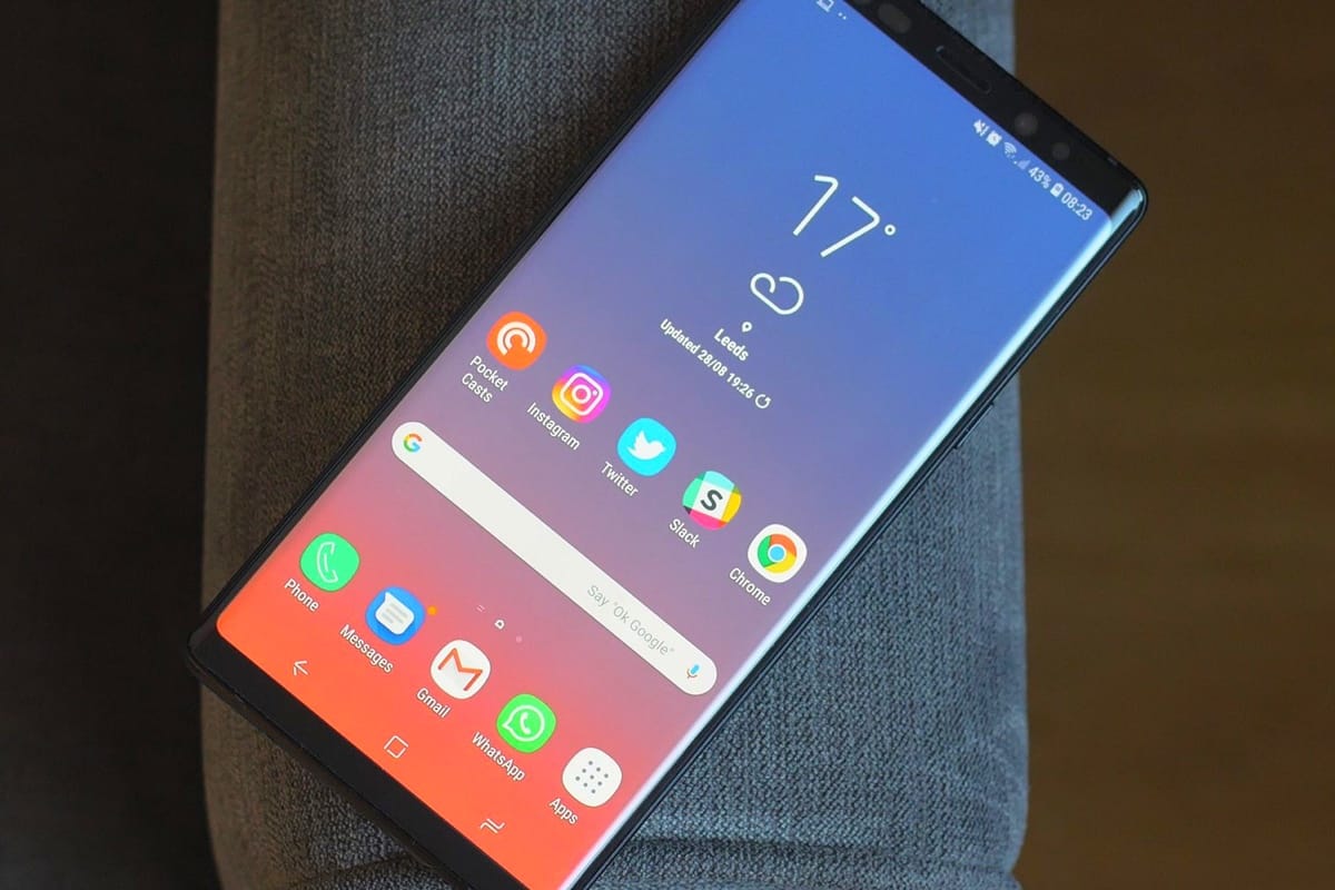 Самсунг Galaxy A7 — такого телефона у корейцев еще не было
