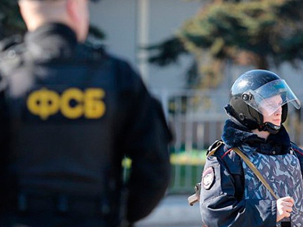 Украина занимается вербовкой боевиков ИГ для убийств в Донбассе — ФСБ