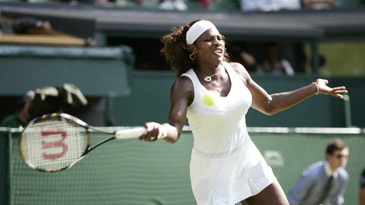 Серена Уильямс назвала судью вором и устроила истерику в финале US Open