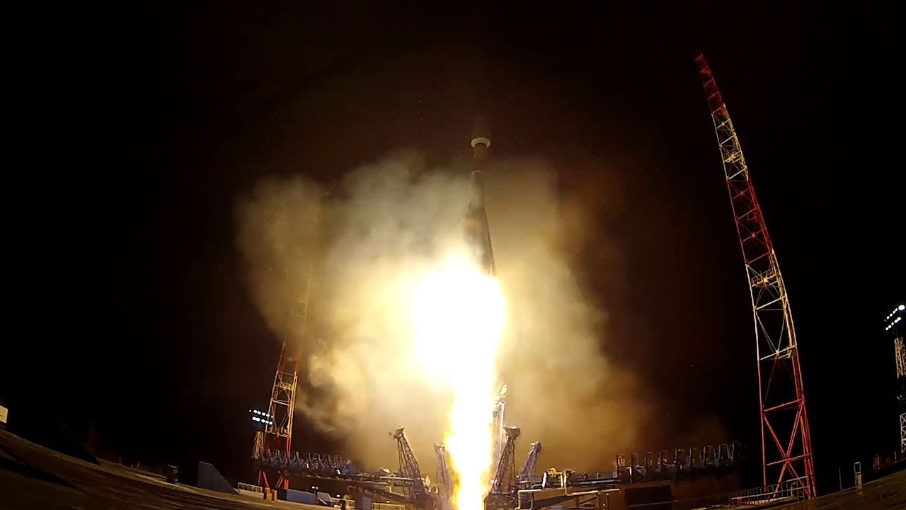 Запуск ракеты-носителя «Союз-2.1б» с космодрома Плесецк