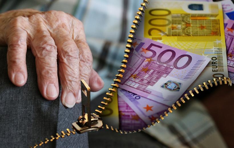 В ПФР разъяснили, кто имеет право на социальную пенсию по старости