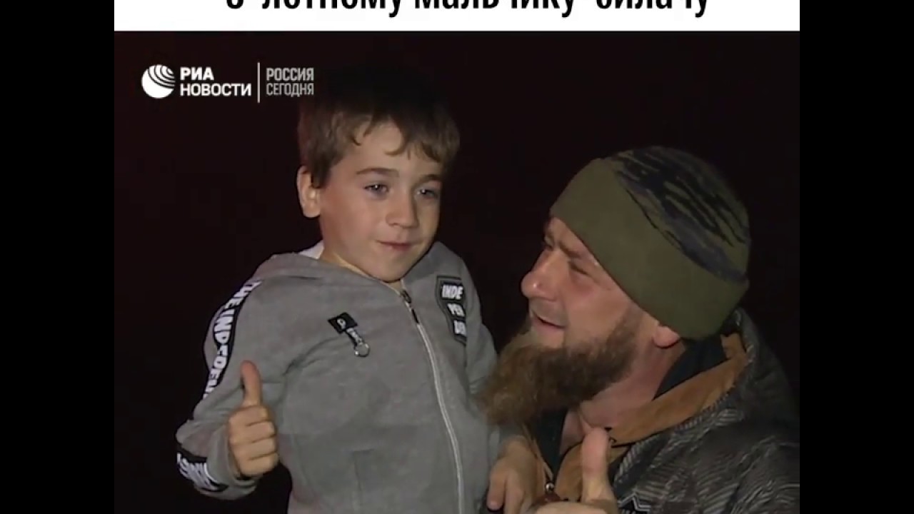 Кадыров подарил мальчику мерседес
