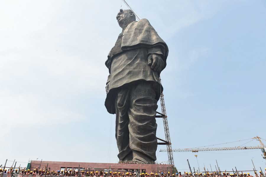 В столице Индии открыли самую высокую статую в мире
