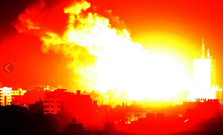 ХАМАС устроил массированный ракетный обстрел юга Израиля