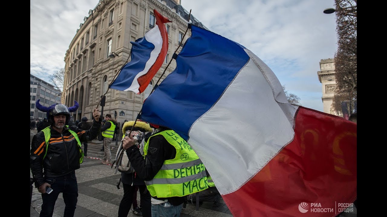 Протестные акции «День действий» в Париже