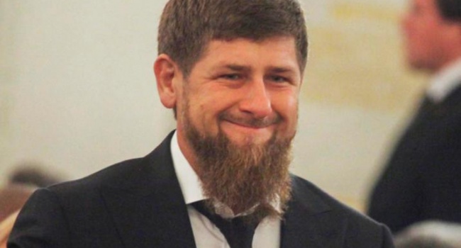 Сеть возмутил новый прогиб Кадырова перед Путиным — Мерзость