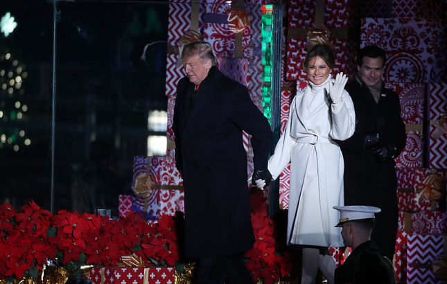 Мелания Трамп украсила Белый дом к Рождеству