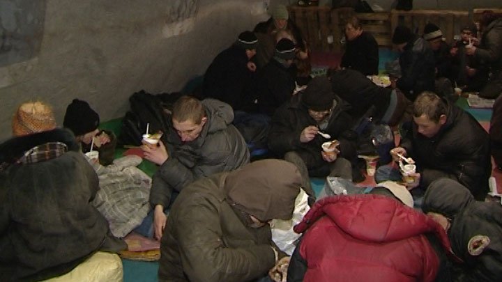 Больше тысячи бездомных умирают в Петербурге каждый год