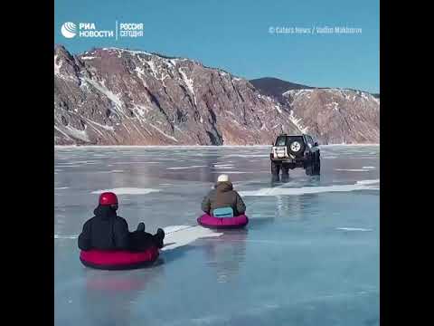 Российские туристы на Байкале