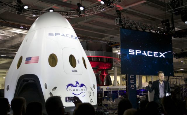 SpaceX запустила новый пилотируемый корабль. Он должен заменить «Союзы»