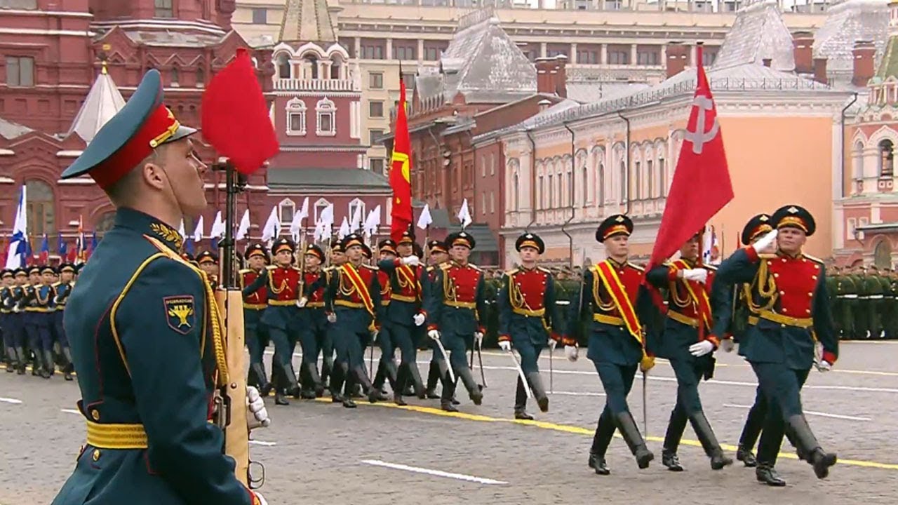 Парад в честь Дня Победы в городах России