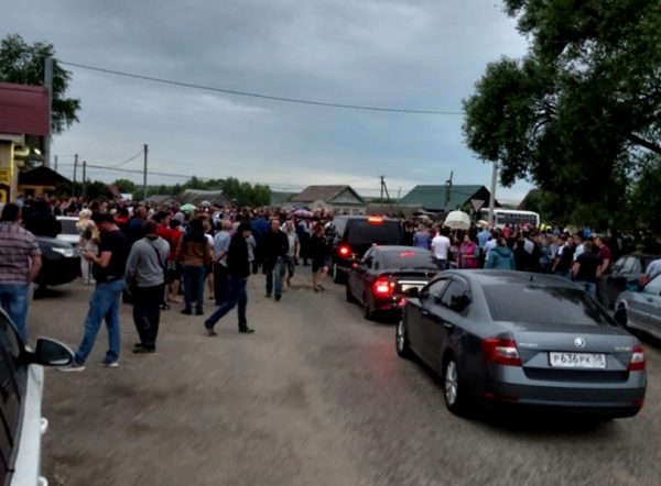 В Российской Федерации восстало целое село Чемодановка — Кремль прислал ОМОН, начались столкновения