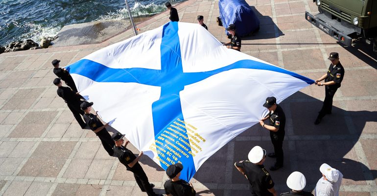 Севастополь: Медведев прибыл на парад в честь Дня Военно-морского флота Российской Федерации