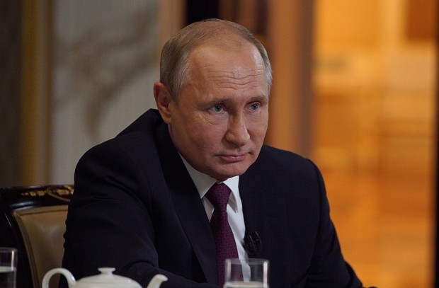 Зеленский обсудил с Путиным вопрос ускорения возведения моста в Станице Луганской