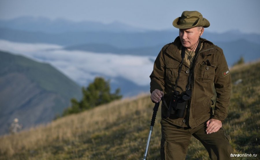 Путин прогулялся по сибирской тайге