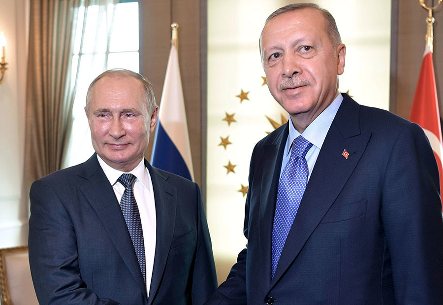 Кремль призвал Турцию не препятствовать урегулированию конфликта в Сирии