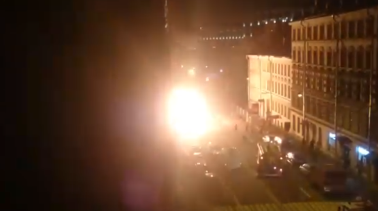 Газовая труба взорвалась в центре Петербурга