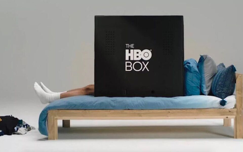 HBO выпустил картонную коробку для просмотра телесериалов